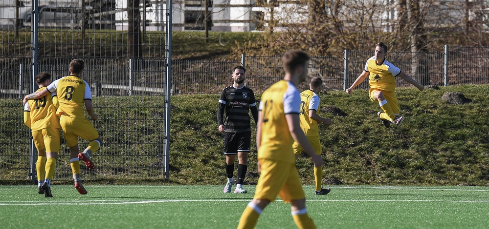VfB Marsberg II und RW Erlinghausen II punkten bei Titelkandidaten