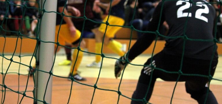 Große Bühne Walramhalle: Mendener Hallenstadtmeisterschaft vor dem Start